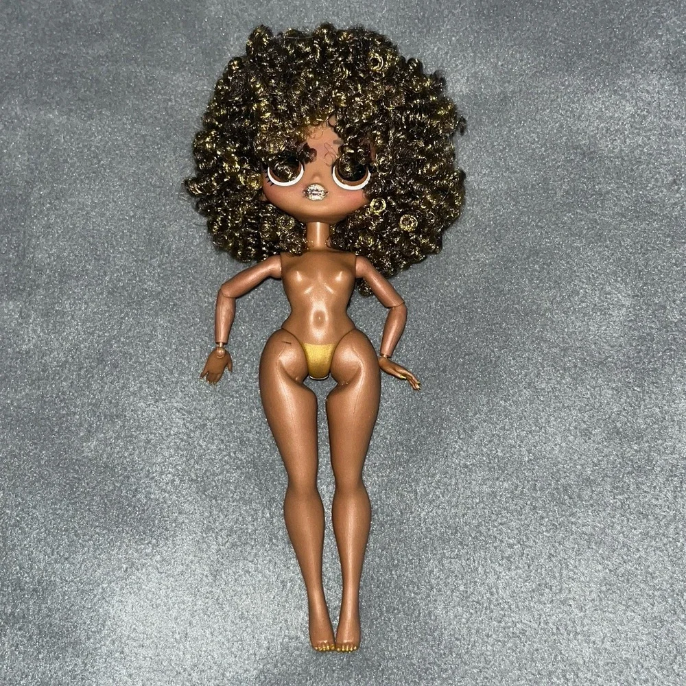 L.O.L. Surprise OMG - Royal Bee Fashion Doll Black/Gold Hair Articulated Nude